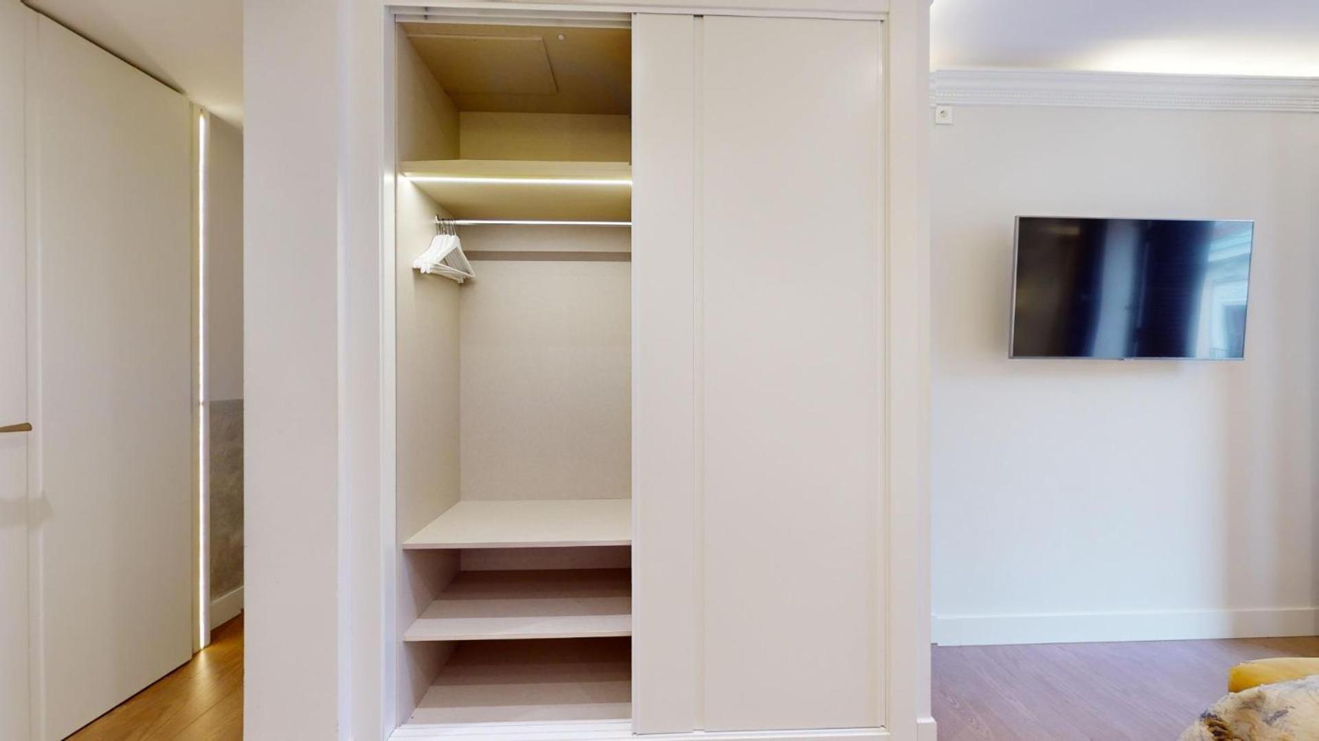 Celenque Apartment Madrid Exterior photo